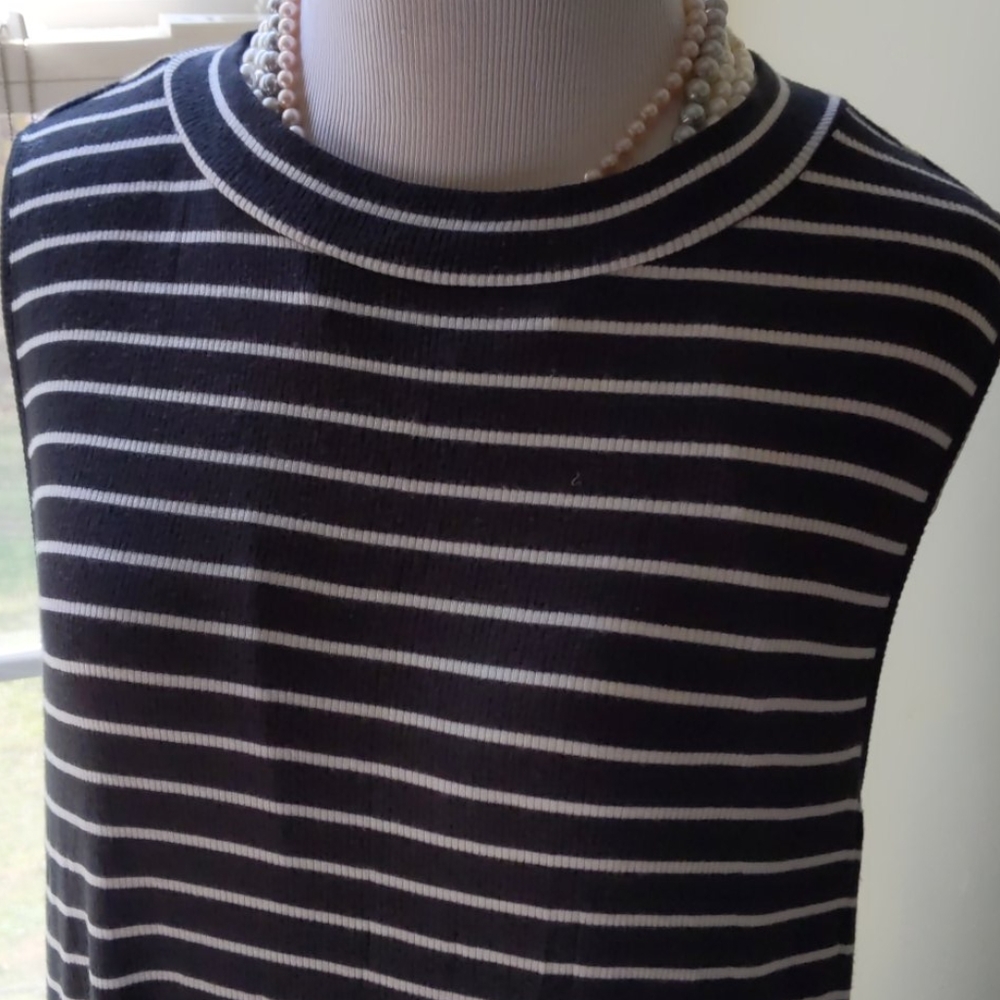 Summer ClearancLightweight ribbed sleeveless dress